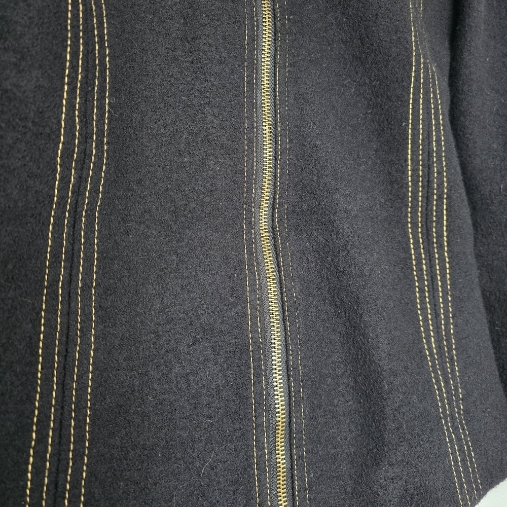 100% Wool Embroideed Jacket - Picture 6 of 12